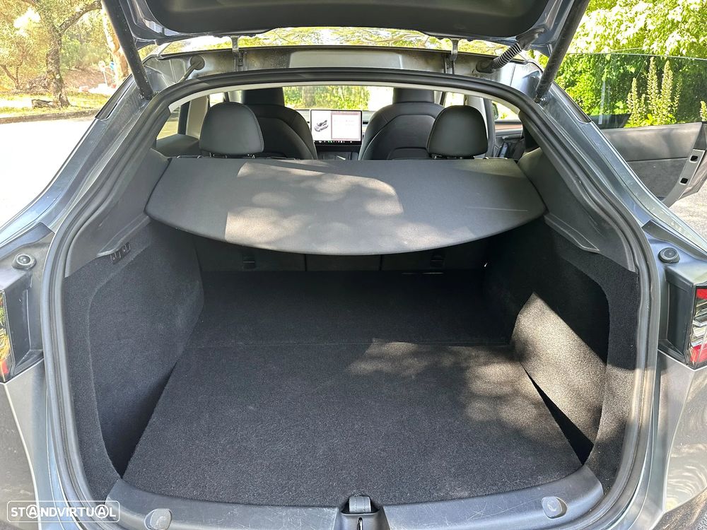 Tesla Model Y Tração Traseira - 2