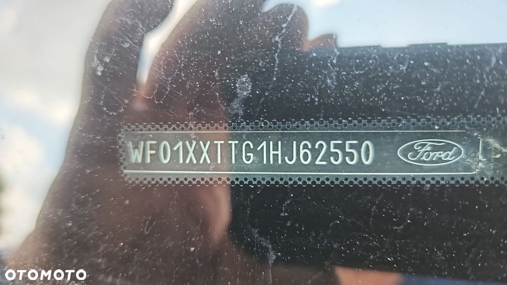 Ford Tourneo Custom - 15