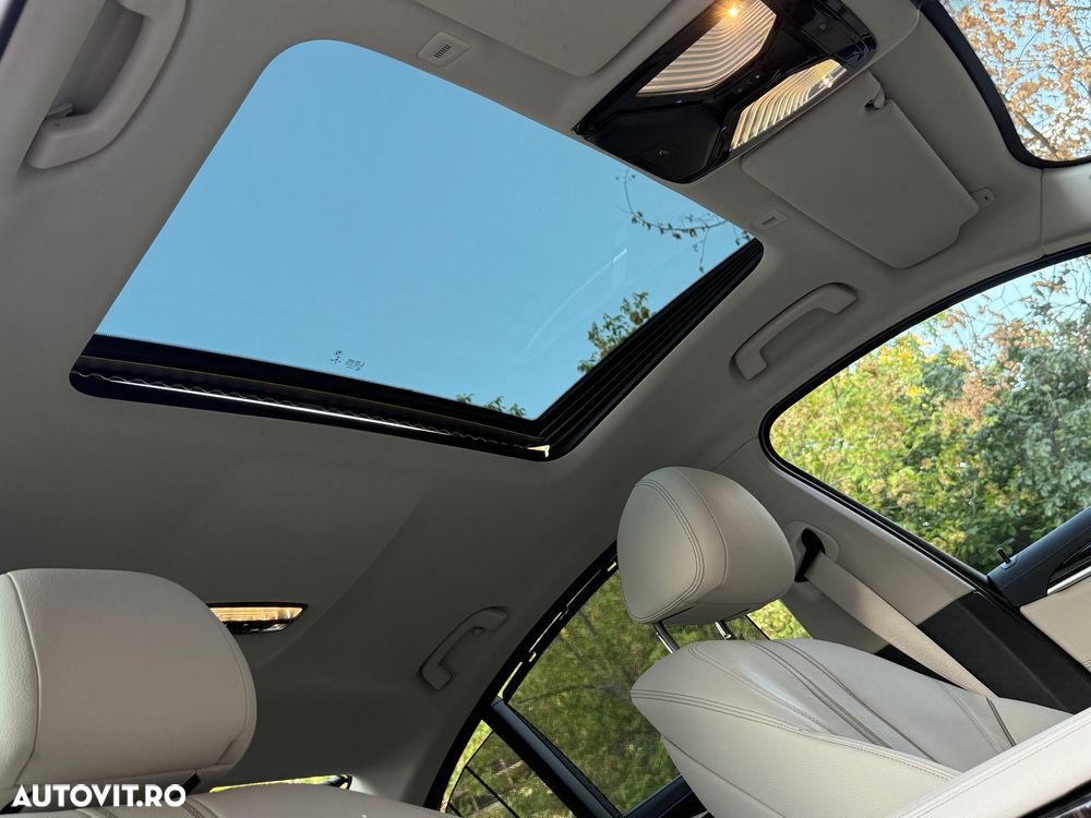 BMW Seria 5 530e Aut. Luxury Line - 20