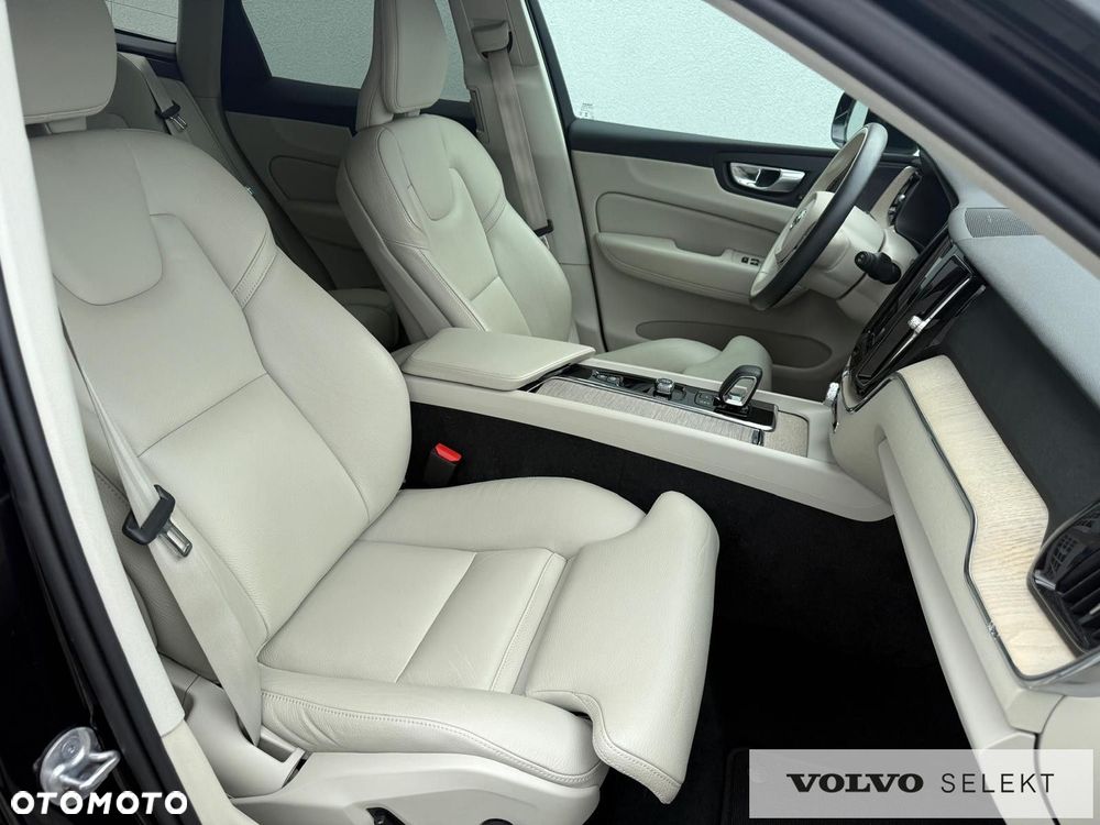 Volvo XC 60 - 34