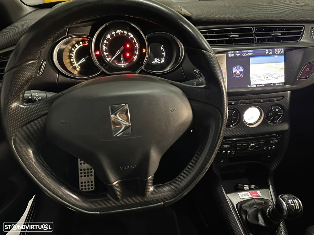 Citroën DS3 1.6 THP Racing - 11