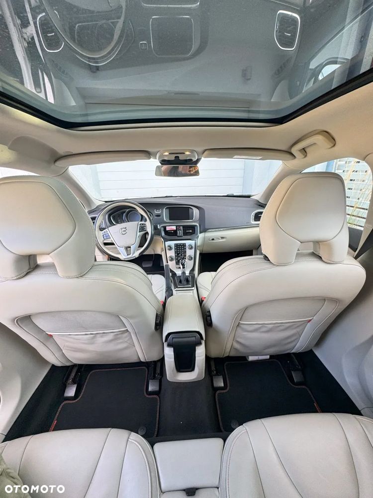 Volvo V40 T4 Drive-E Ocean Race - 15