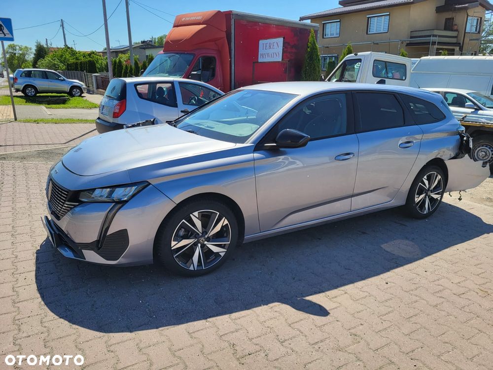 Peugeot 308 PureTech 130 GPF EAT8 Stop & Start Allure Business-Paket - 7