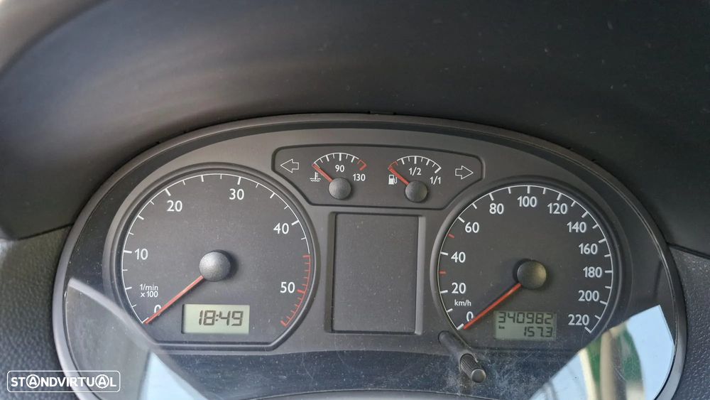 VW Polo Van - 13