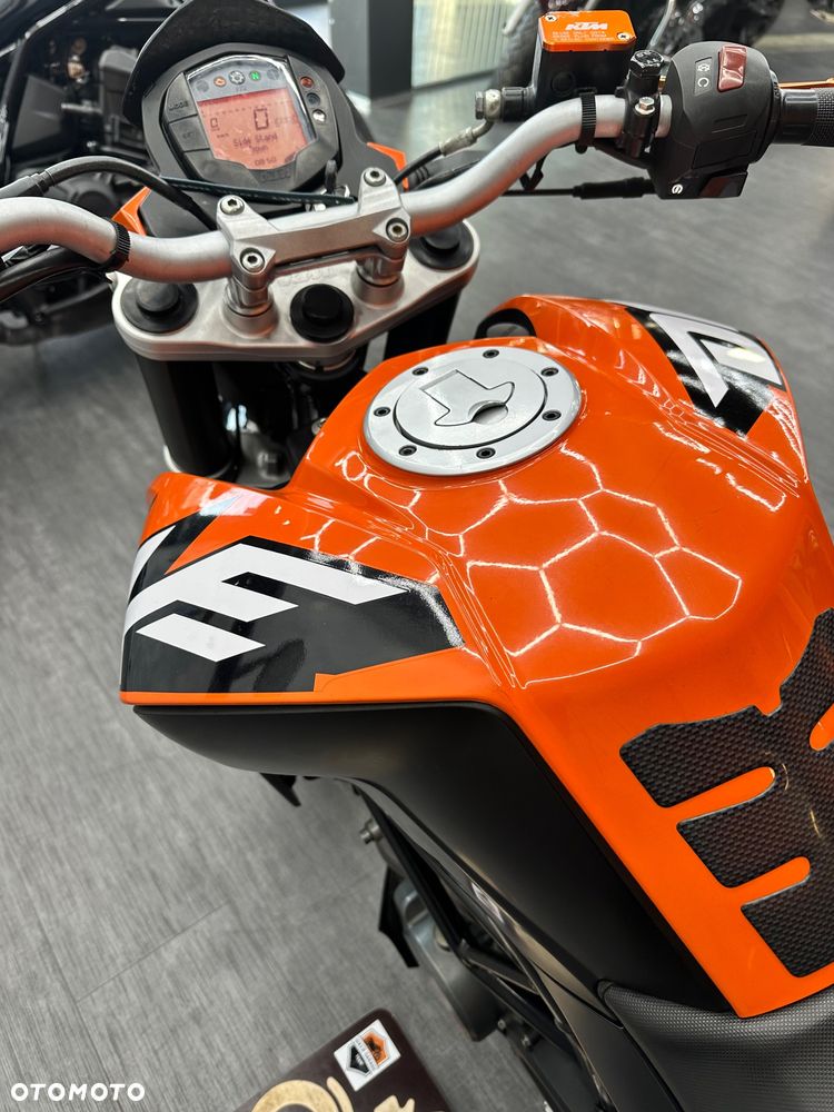 KTM Duke - 23