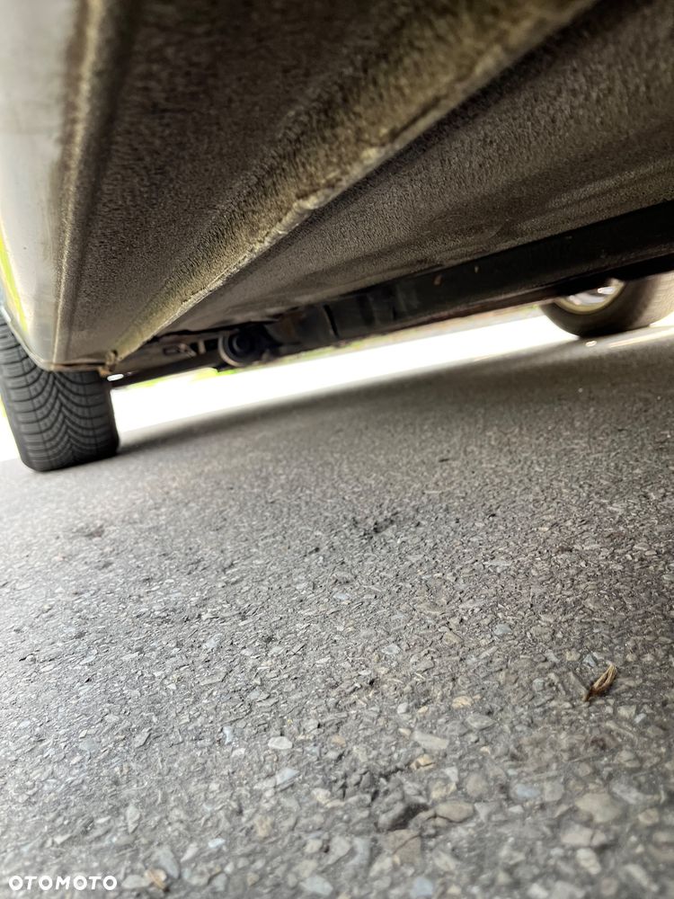 Ford Fiesta 1.4 Ghia - 37