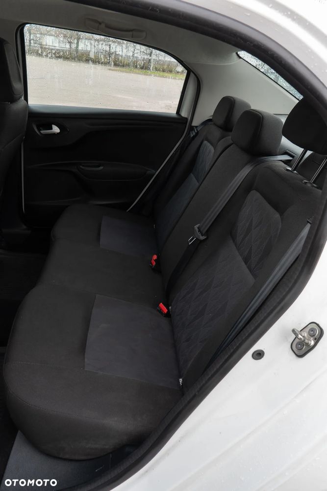 Citroën C-Elysée 1.5 BlueHDi Feel - 20