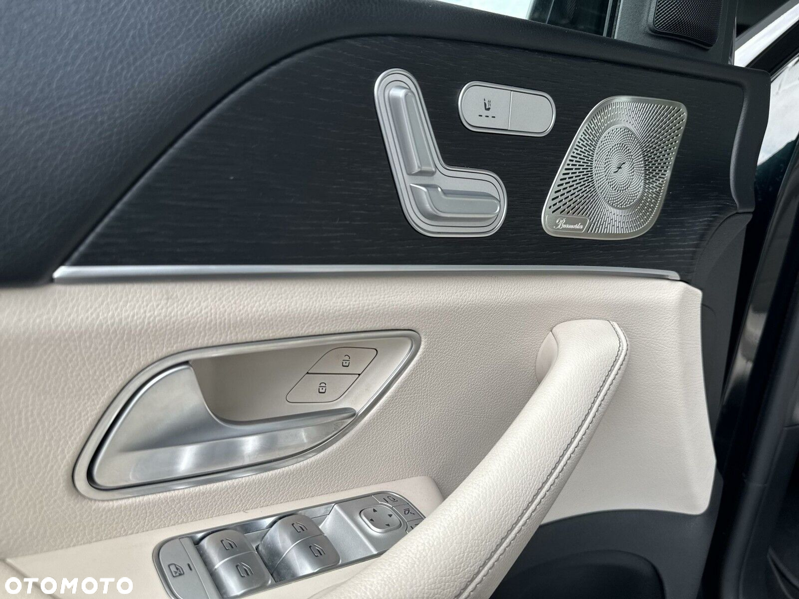Mercedes-Benz GLE - 21