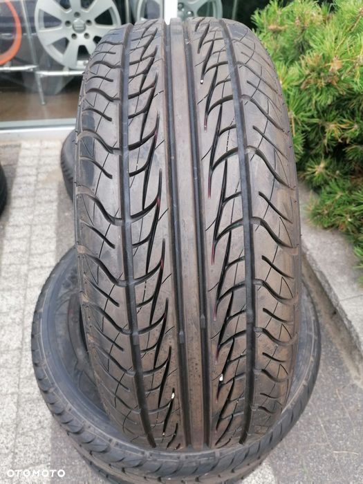 215/60R15 94H Nankang  TourSport 611 komplet lato - 3