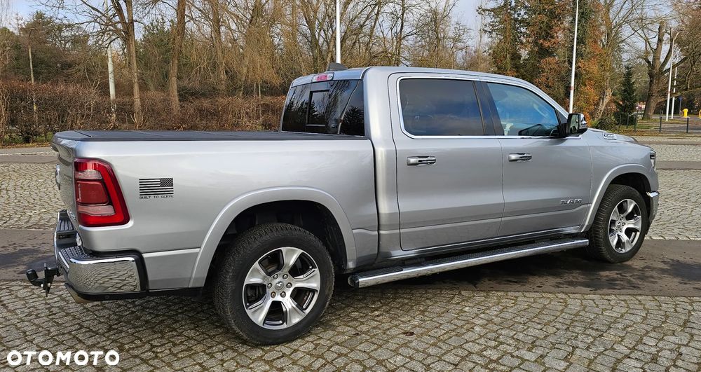 RAM 1500 5.7 Crew Cab Laramie - 10