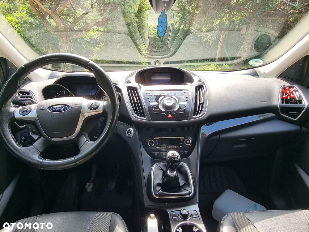 Ford Kuga 2.0 TDCi 4x4 Individual - 12