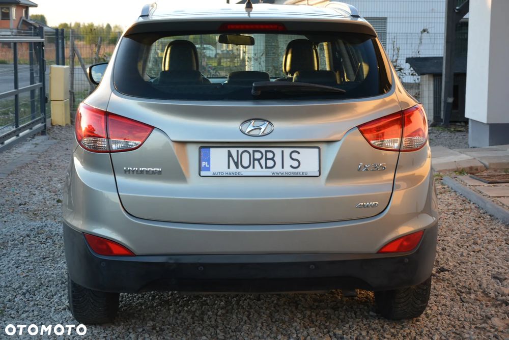 Hyundai ix35 - 13
