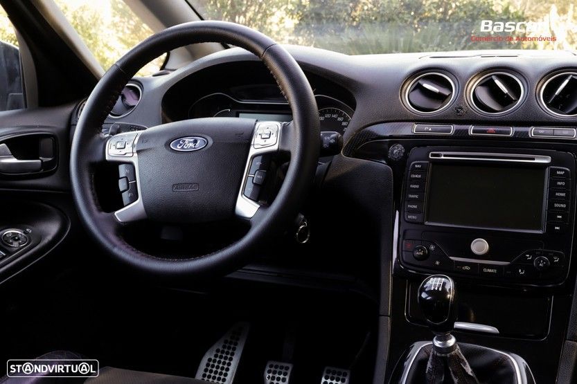 Ford S-Max 2.0 TDCi Titanium 7L - 18