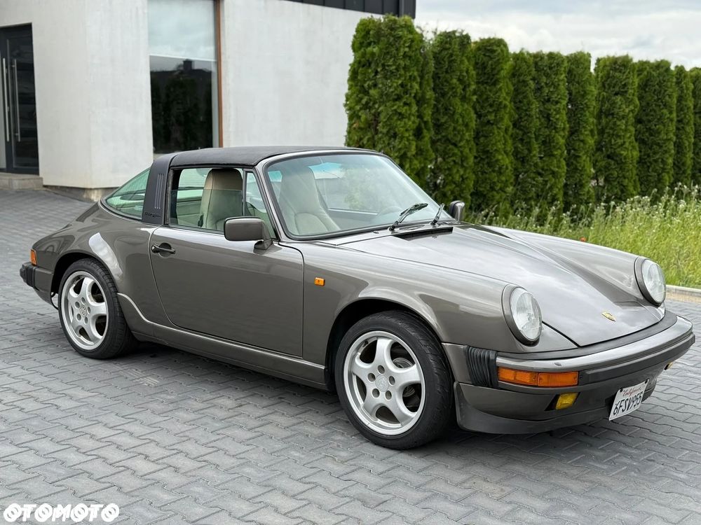 Porsche 911 - 12