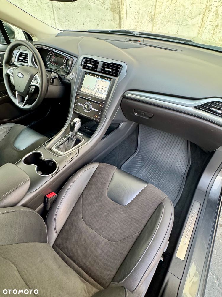 Ford Mondeo 2.0 TDCi Titanium 4WD PowerShift - 17