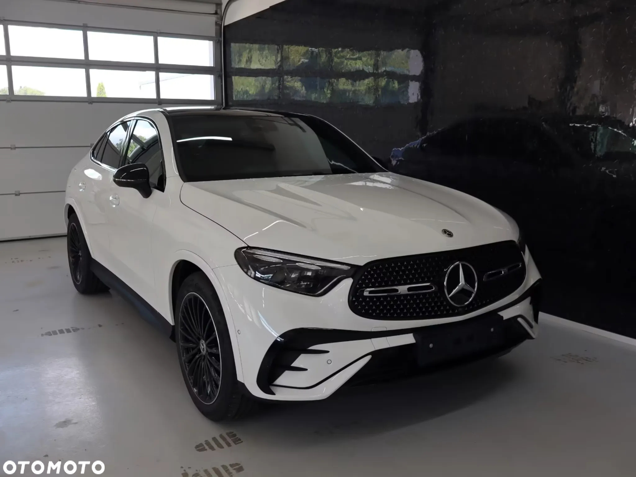 Mercedes-Benz GLC Coupe 220 d mHEV 4-Matic AMG Line - 4