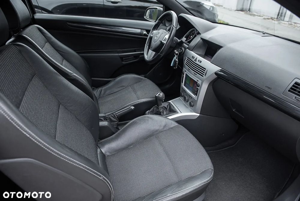 Opel Astra 2.0 Turbo Edition Plus - 21