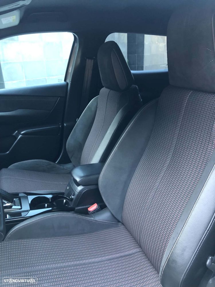 DS DS3 Crossback E-TENSE PERFORMANCE LINE + - 13