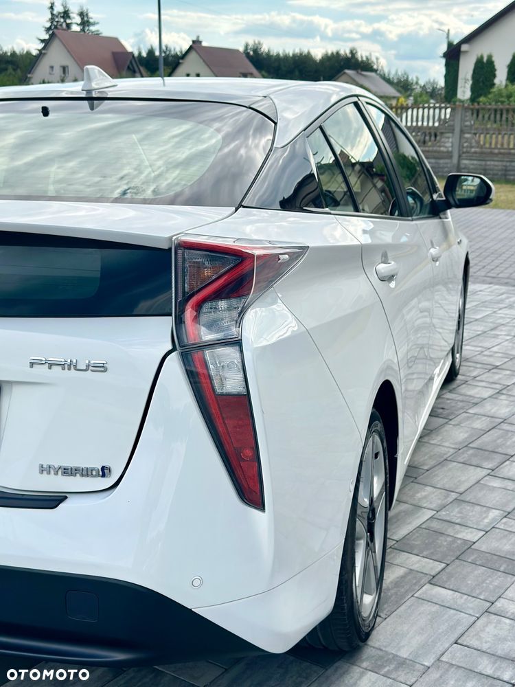 Toyota Prius 1.8 Hybrid Prestige - 10