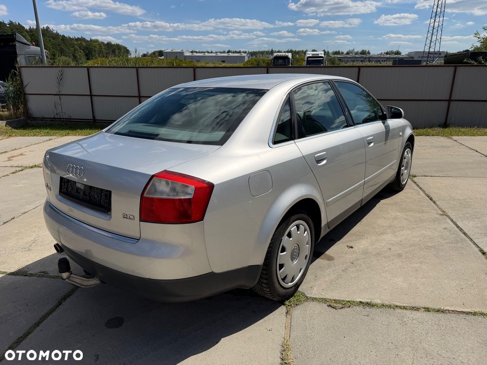 Audi A4 Limousine 2 - 8