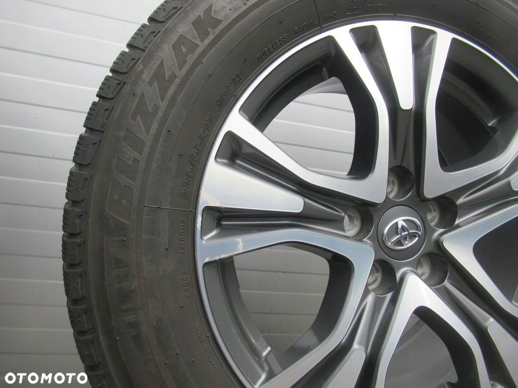 ALU+OPONY ZIMA R17 TOYOTA RAV-4 czujniki 7,5mm - 4