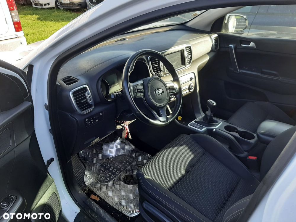 Kia Sportage 1.7 CRDI Business Line M 2WD - 11