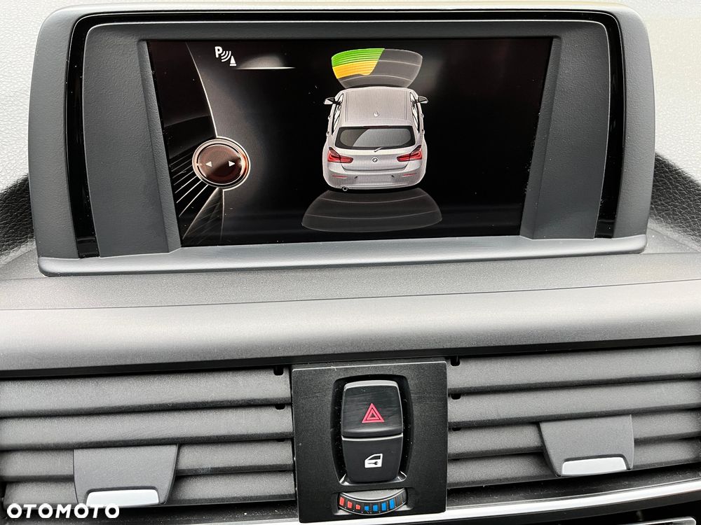 BMW Seria 1 116d EfficientDynamics Sport Line - 10