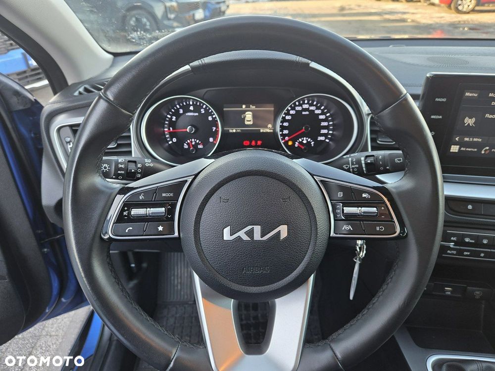 Kia XCeed 1.5 T-GDI M - 14