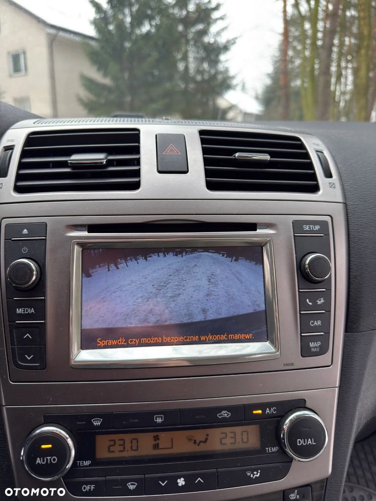 Toyota Avensis 2.2 D-4D Premium - 27