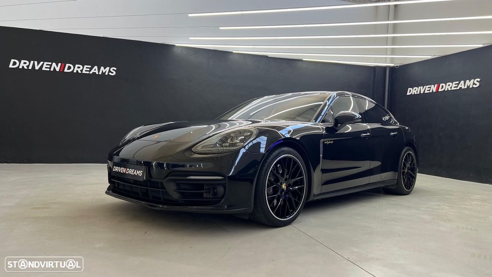 Porsche Panamera 4 E-Hybrid Platinum Edition - 2