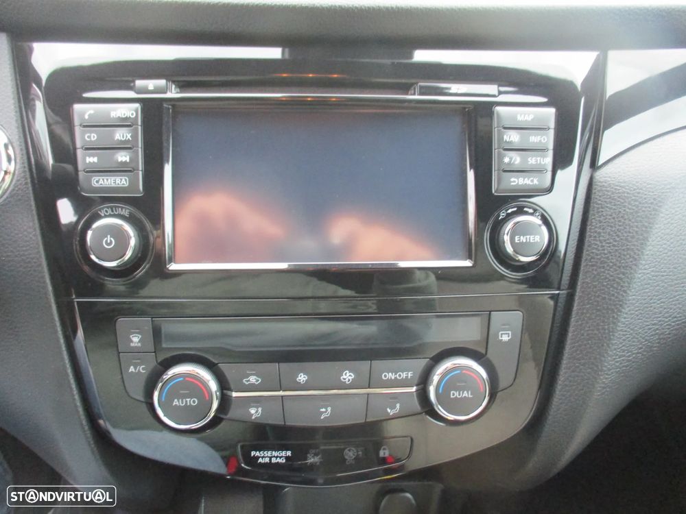 Nissan Qashqai 1.6 dCi Tekna Premium S Alcantara - 13