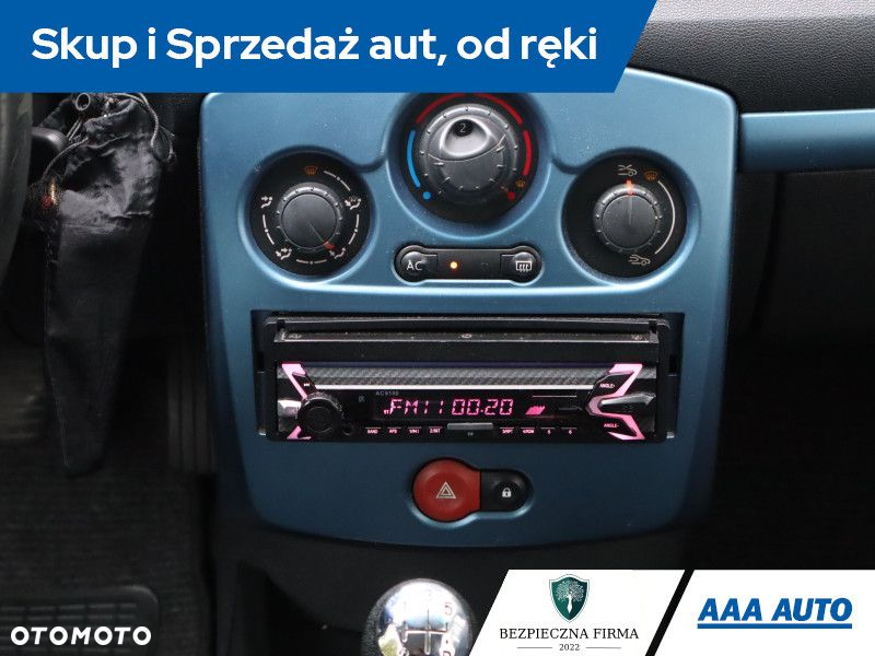 Renault Clio - 14