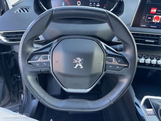 Peugeot 5008 1.6 BlueHDi Allure J18 - 23