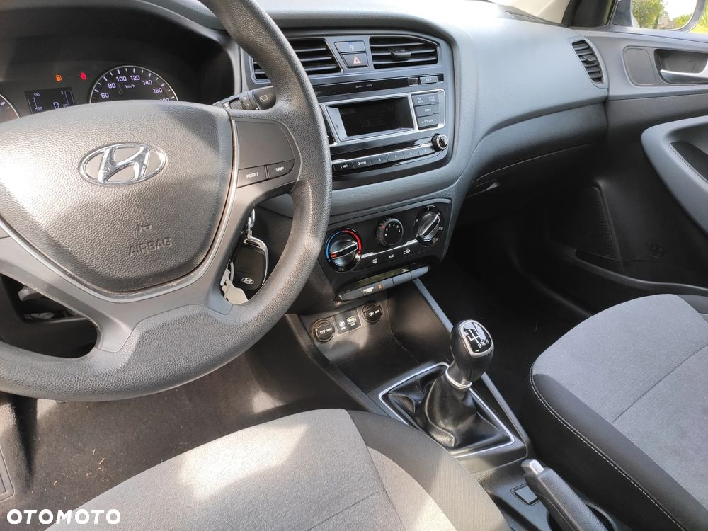 Hyundai i20 - 7