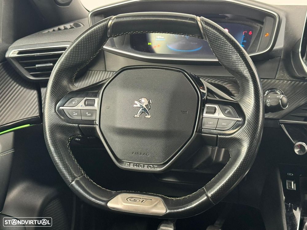 Peugeot 2008 1.2 PureTech GT - 29