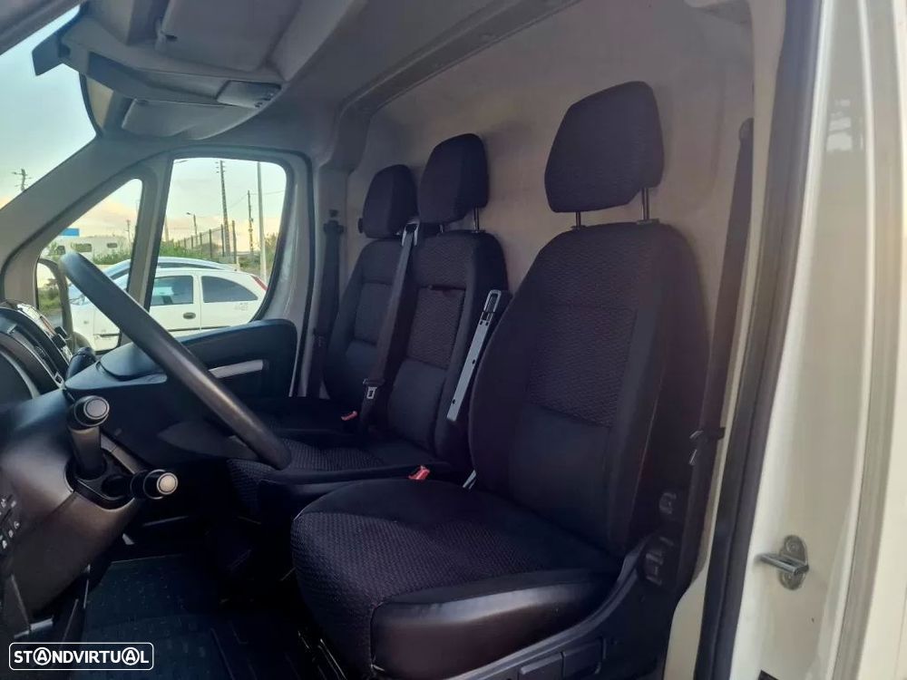 Peugeot Boxer 2.2 BlueHdi 120 L2H2 - AC - IVA Dedutível - 6
