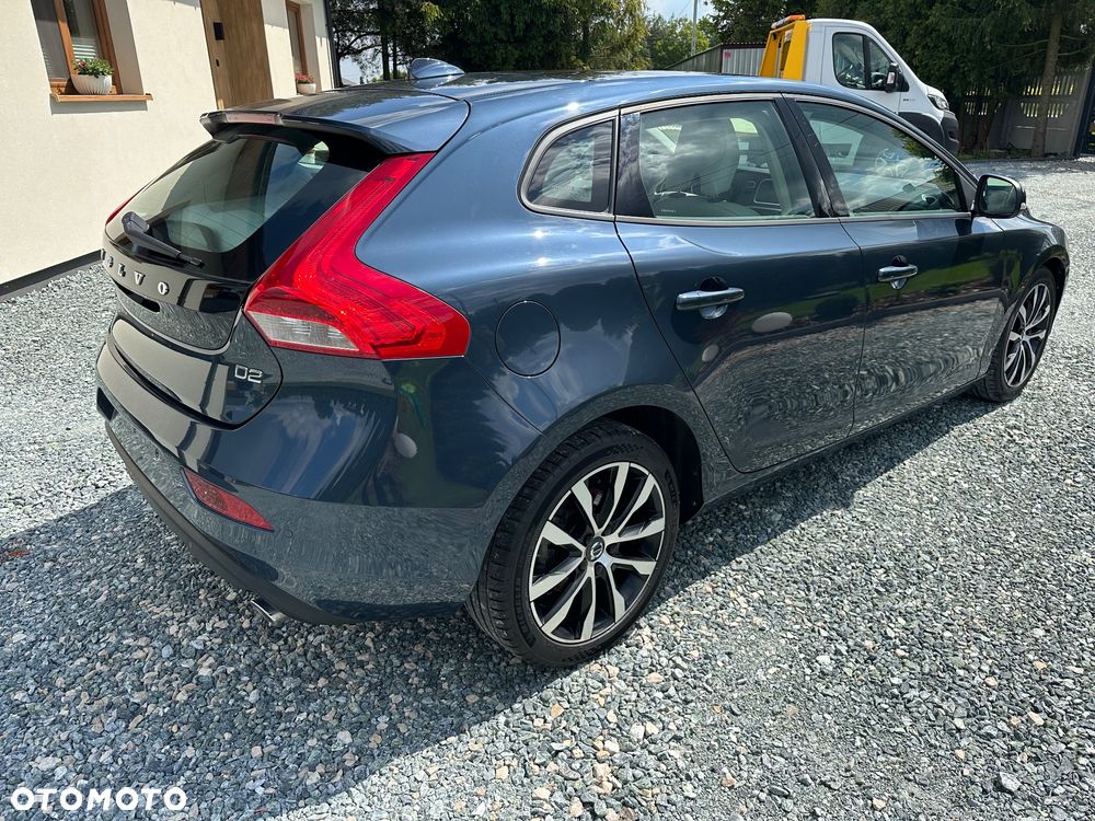 Volvo V40 D2 Drive-E Ocean Race - 4