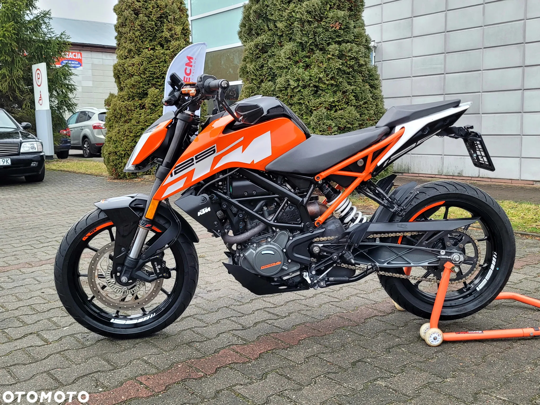 KTM Duke - 4