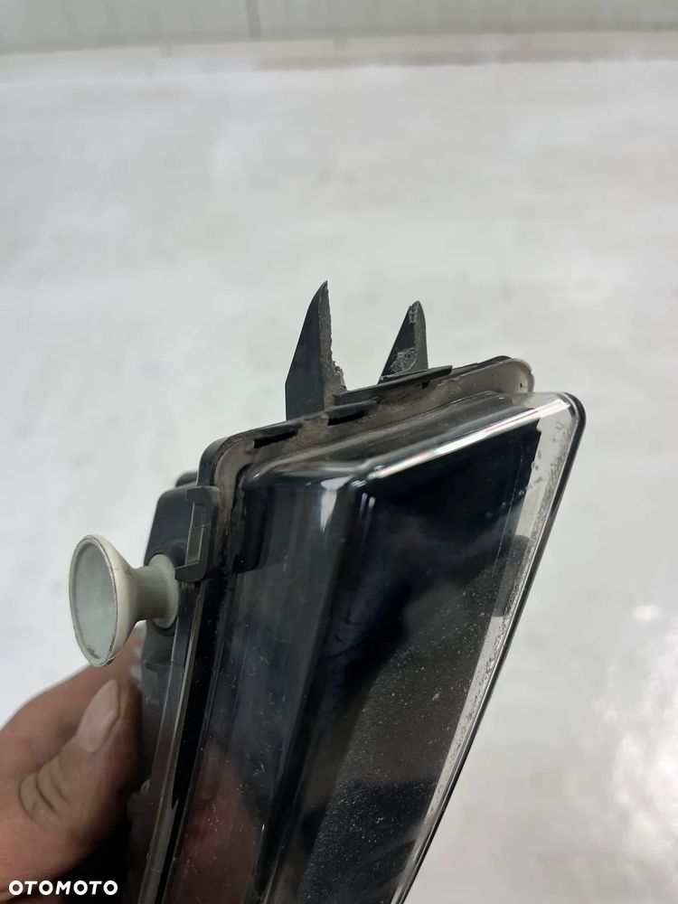 RANGE ROVER VELAR HALOGEN LAMPA PRZECIWMGIELNA LIFT - 10