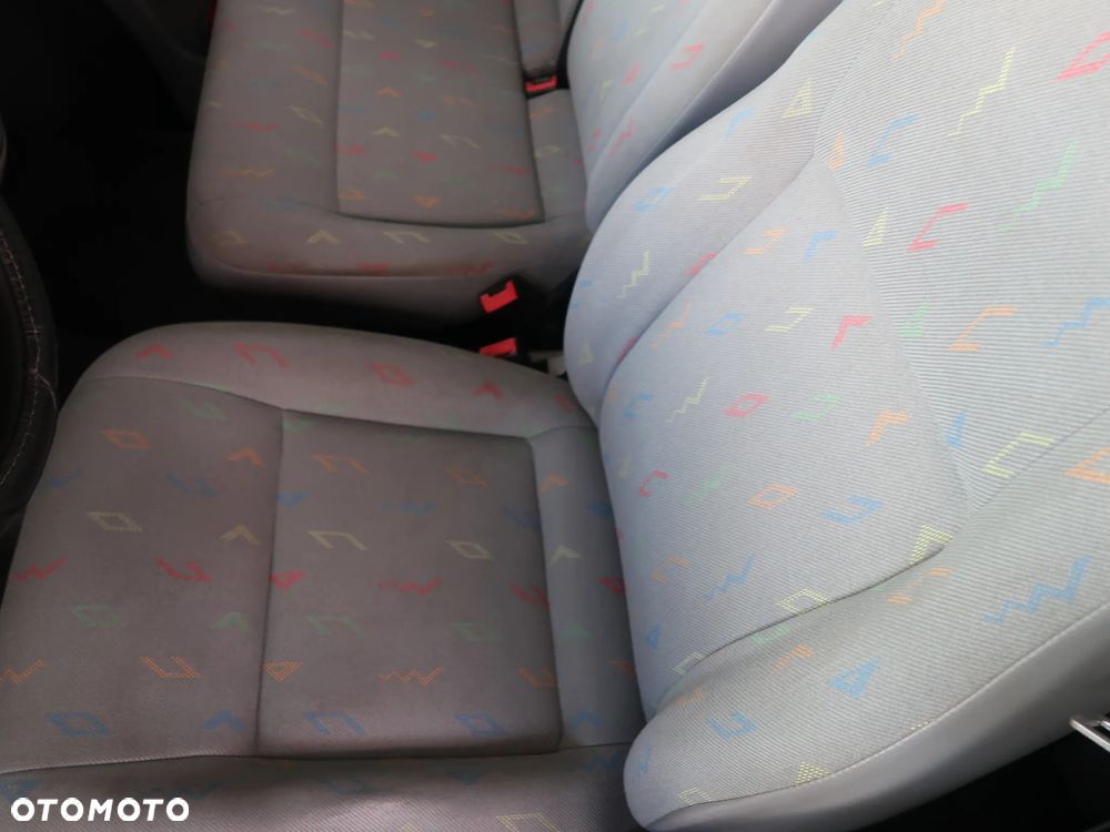 Volkswagen TRANSPORTER T5 2.5 TDI - 27