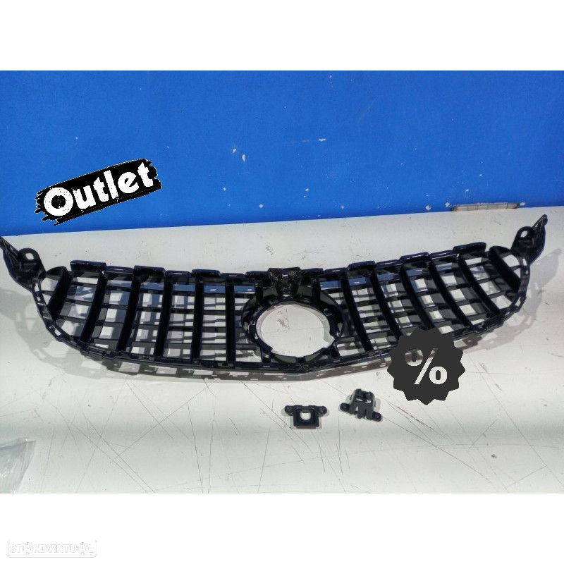 C012097C1 GRELHA DIANTEIRA MERCEDES W205 LOOK AMG GT 19- PRETO - 4