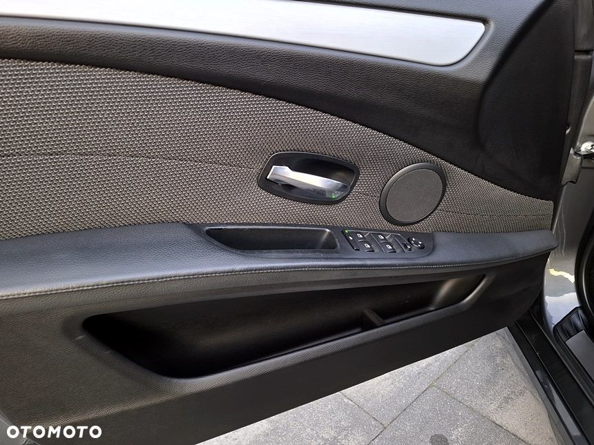 BMW Seria 5 - 21