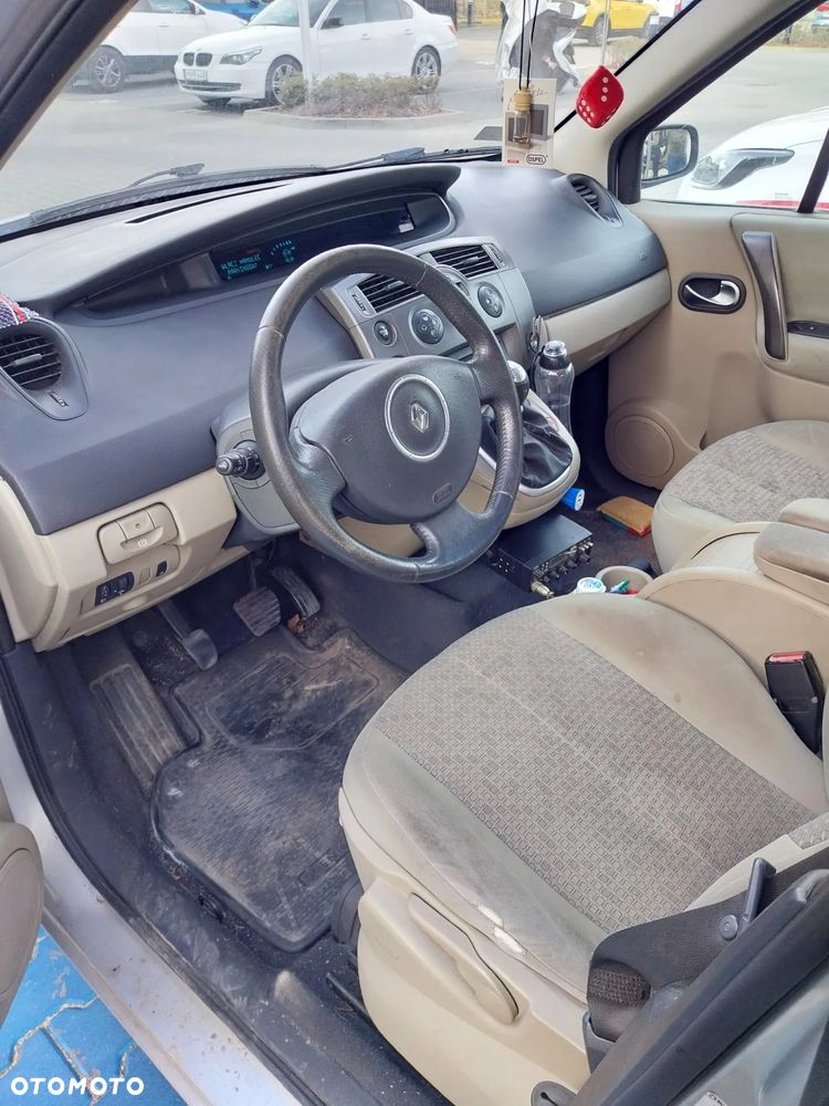 Renault Scenic 1.9 dCi Expression - 7