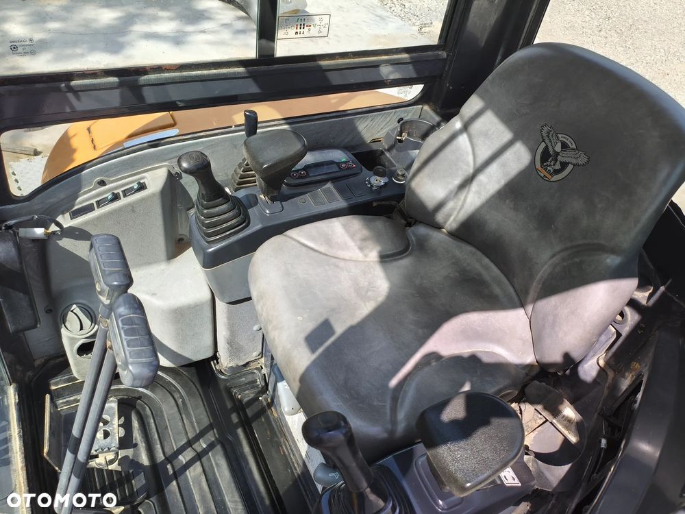 Case CX26C/Jak Yanmar SV 26 - 22