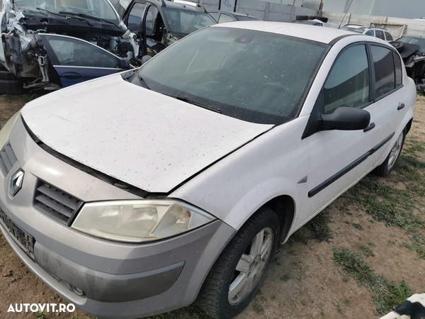 Dezmembrez Renault Megane 2 ,1.6 benzina,16 valve