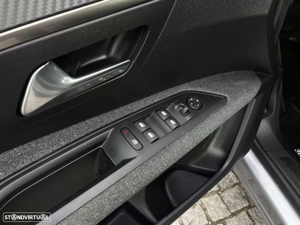 Peugeot 3008 PureTech 130 Stop & Start GPF EAT8 Active - 22