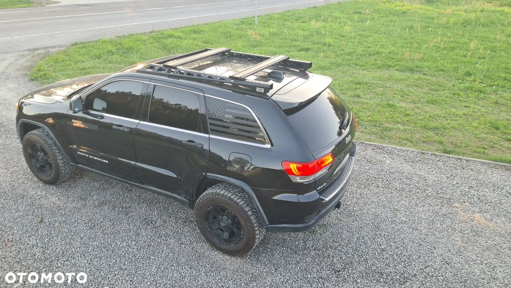 Jeep Grand Cherokee - 12