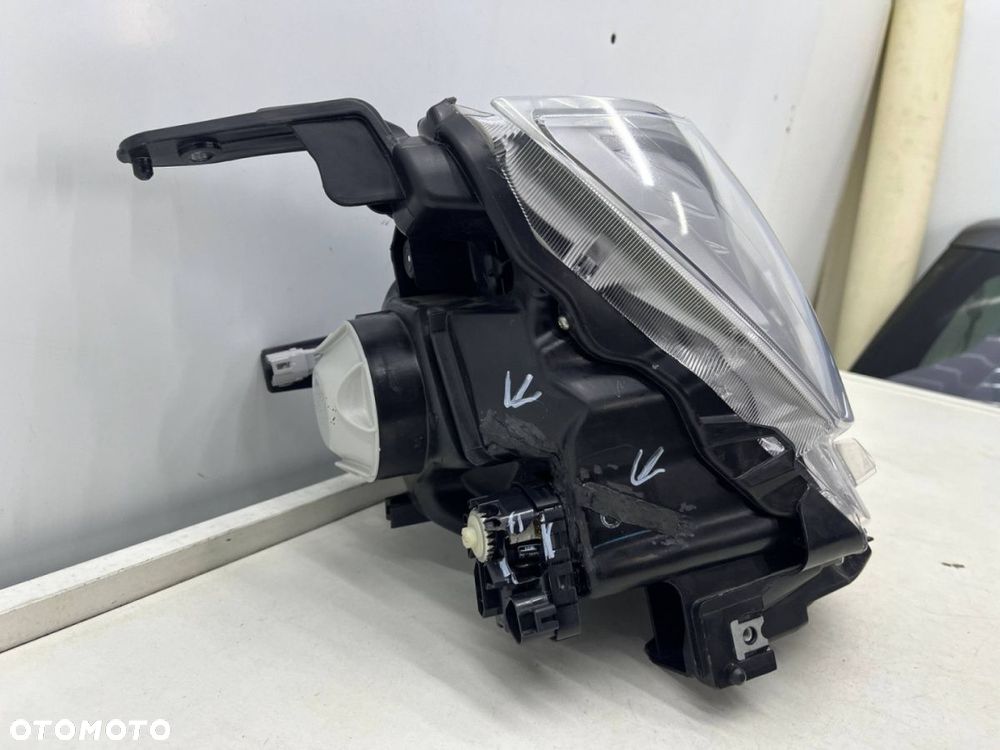 Lampa reflektor Isuzu D-Max Dmax 3 III 20r.- PRAWA przednia zwykła H4 ORYGINALNA 898328-7875 - 10