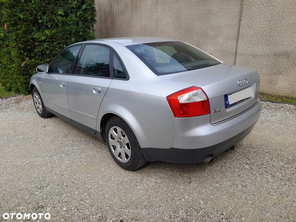Audi A4 - 4