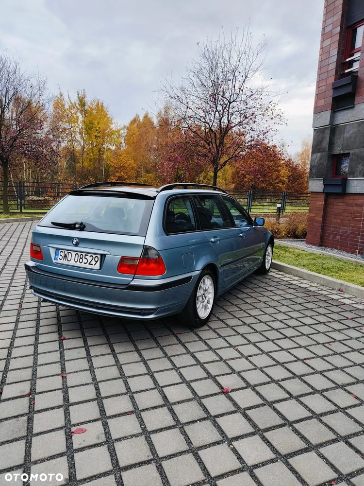 BMW Seria 3 320d - 4